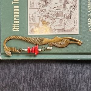 HANDMADE Mermaid bookmark antique brass tone metal, red coral & pearls. NEW